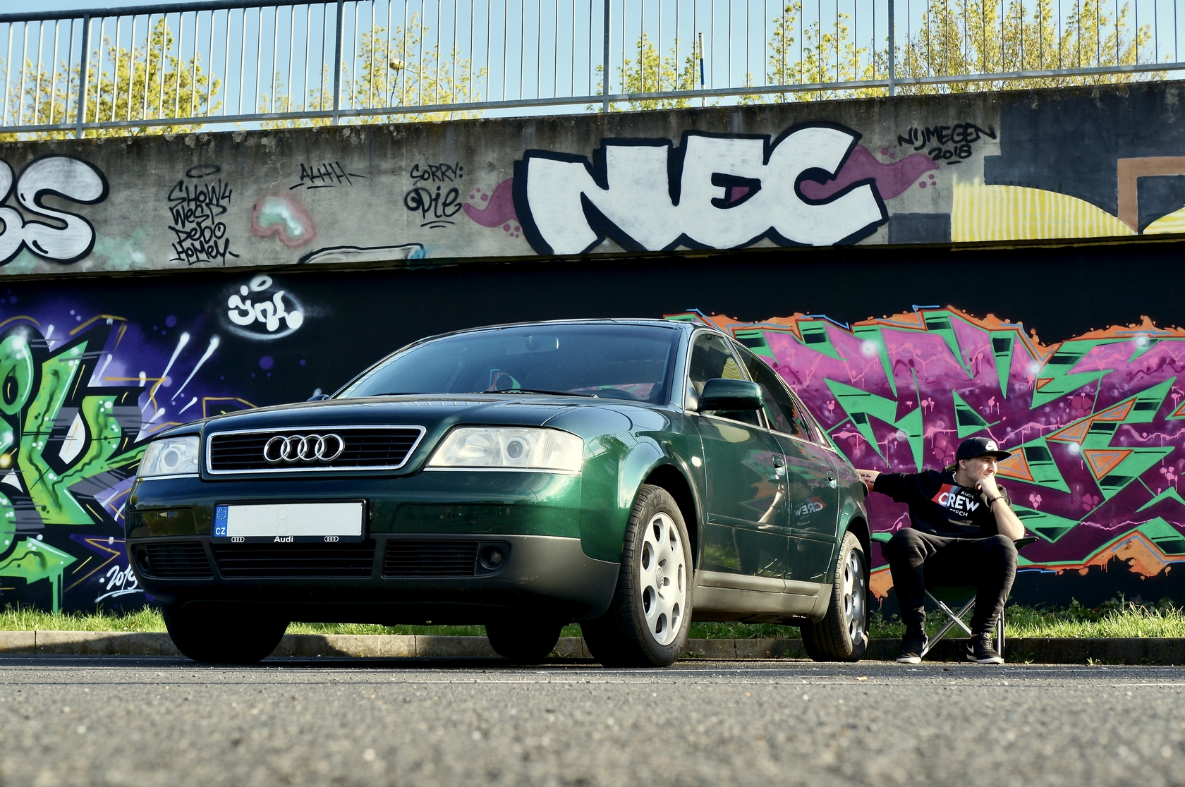 Audi A6 C5 grafitti