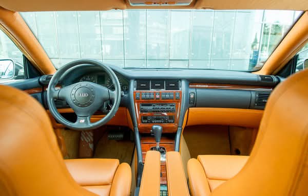 Audi A8 Coupé
