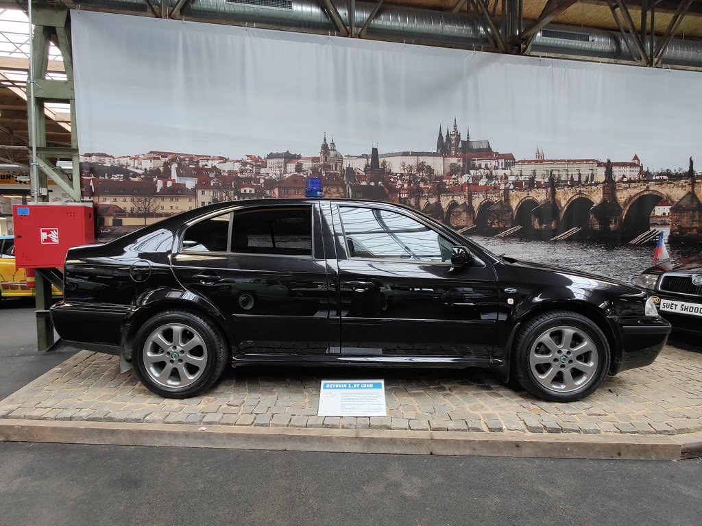 Škoda Octavia Long