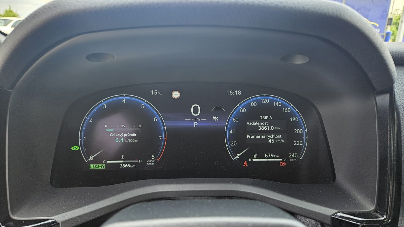 Toyota Camry IX Hybrid