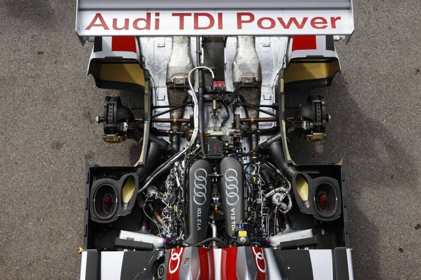 Audi R10 TDI LMP1