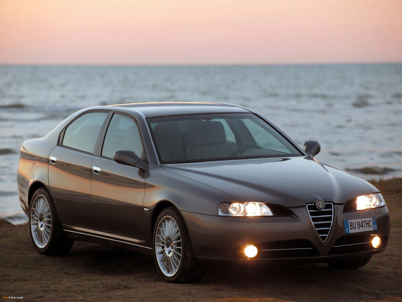 Alfa Romeo 166